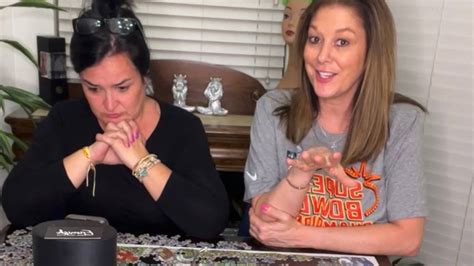 randi right|Patrick Mahomes’ mom: On Texas Roadhouse rolls, her puzzle .